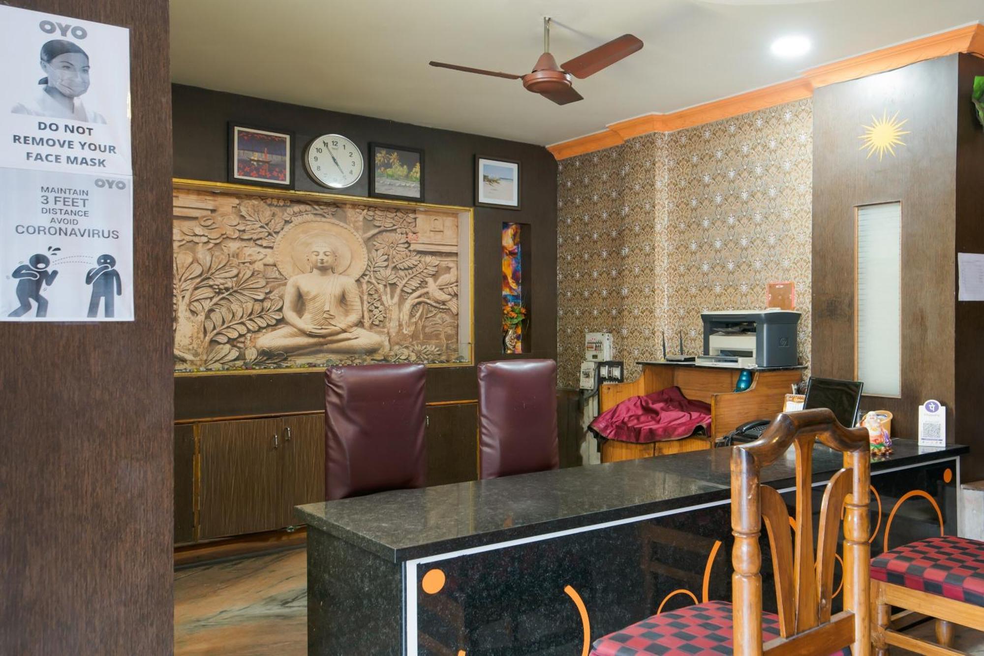 Spot On Hotel Manikanta Residency Visakhapatnam Luaran gambar